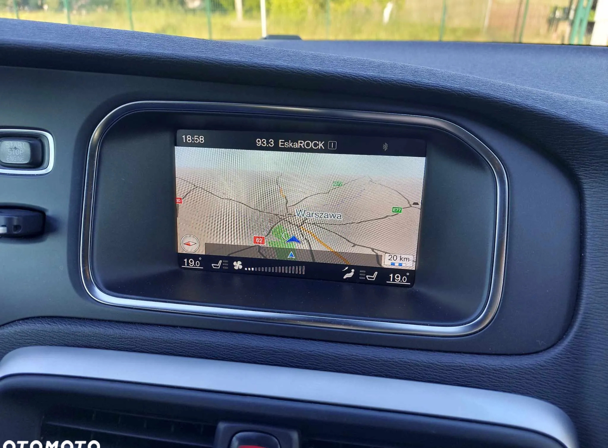 Volvo V40 cena 61500 przebieg: 170454, rok produkcji 2018 z Opole Lubelskie małe 781